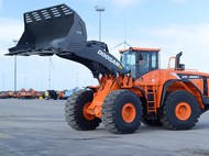   Doosan DL550